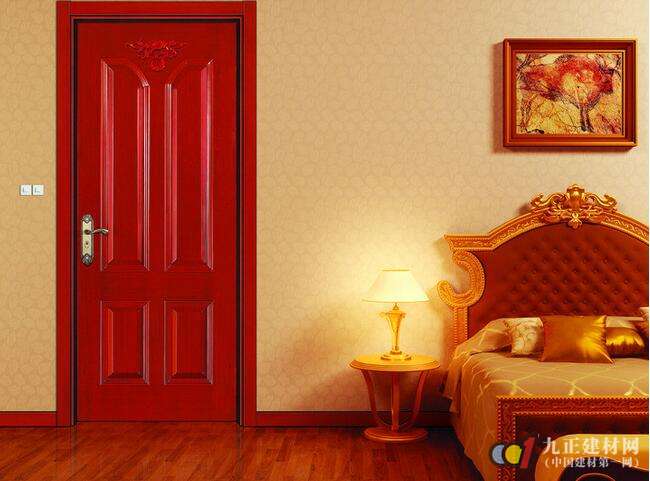 钢木门