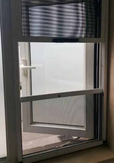 金刚纱窗