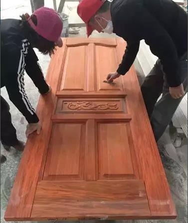 红木门究竟**在那里呢?大爱啊!汇升门业