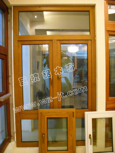 门业图片-木铝复合门窗专业供应铝木复合门窗，高档门窗，别墅门窗可定做图片