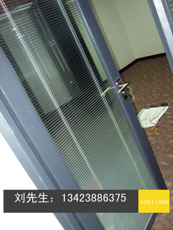 门业图片-中空玻璃百叶，高隔间中空玻璃百叶门，玻璃百叶门，玻璃门，百叶门可选图片