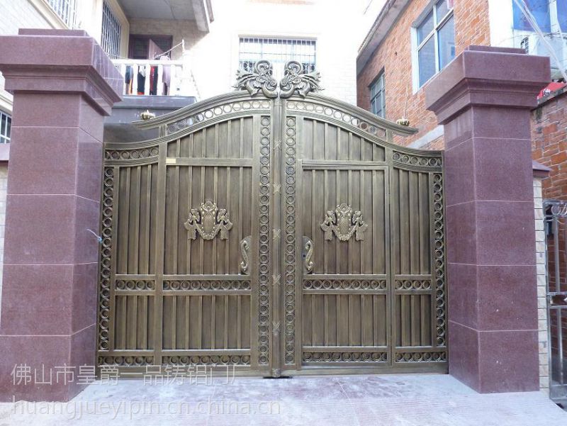 门业图片-铸铝庭院大门聊城庭院铸铝大门厂家供应铸铝庭院大门图片