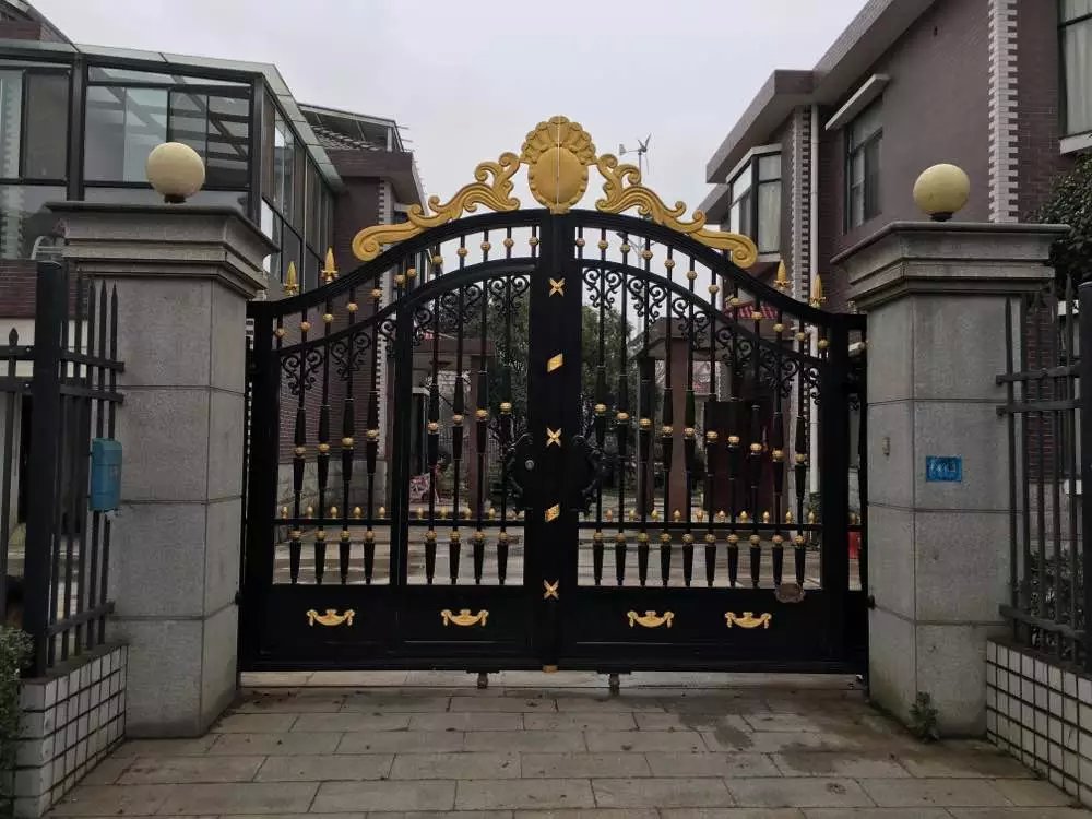 门业图片-铸铝庭院大门铝艺庭院大门价格铸铝庭院大门图片