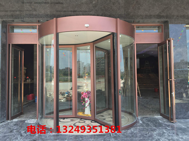 门业图片-自动门石家庄钛金拉丝旋转门 不锈钢旋转门价格 宏远门业2000-3800图片