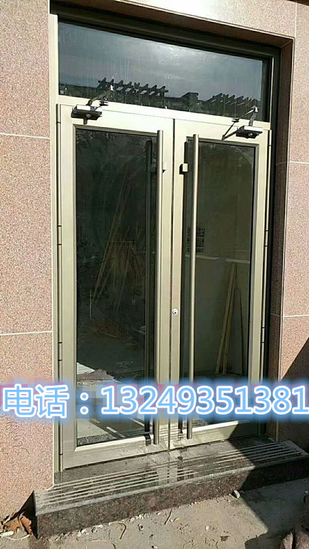 门业图片-肯德基门石家庄钛金色肯德基门安装 双开门价格 宏远门业1900*2400图片