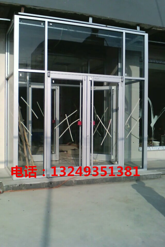 门业图片-肯德基门石家庄门斗肯德基门安装 电泳白肯德基门价格 宏亚门业1900*2400图片